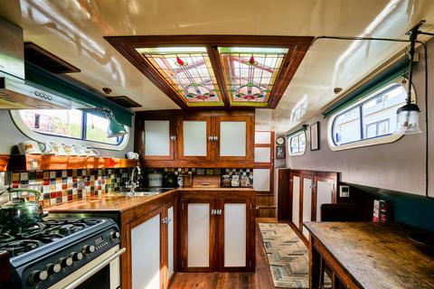 1 bedroom houseboat for sale, Thistleworth Marine, Isleworth, TW7