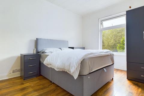 1 bedroom in a house share to rent, Room 3, Sarehole Road, Hall Green, B28