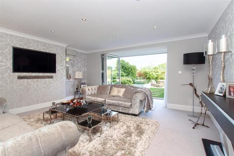 8 Barncroft Road, Berkhamsted, HP4 3NL