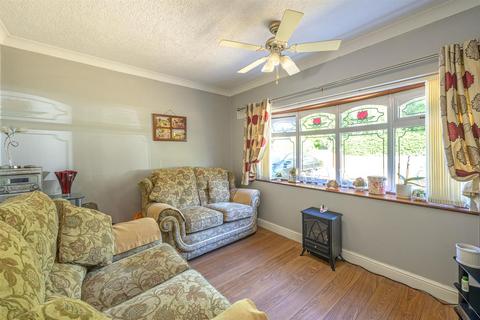 undefined, School Road, Himley, DY3 4LG