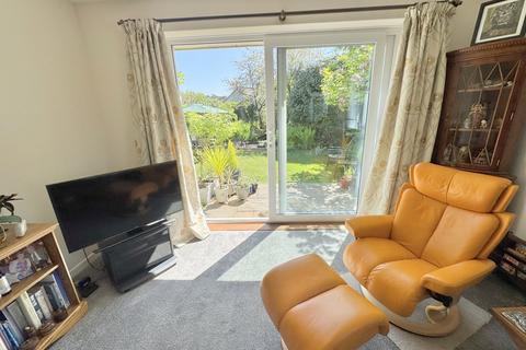 5 Box Close, Poole, BH17 7AR