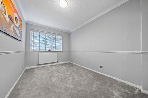 Flat 38, Dunbar Court, 2a Carshalton Grove, Sutton, SM1 4NQ