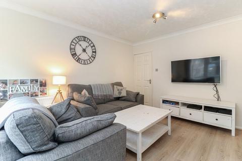 14 Furtherfield, Abbots Langley, WD5 0PL