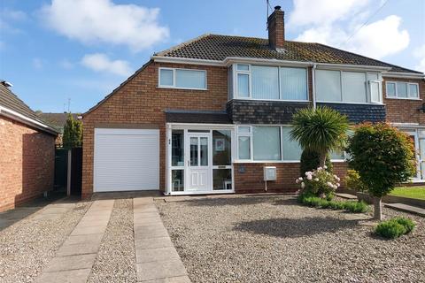 64 Buttermere Road, Stourport-on-severn, DY13 8NX
