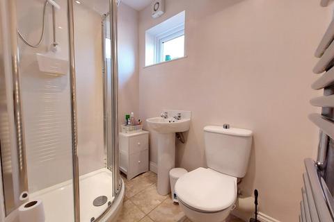 64 Buttermere Road, Stourport-on-severn, DY13 8NX