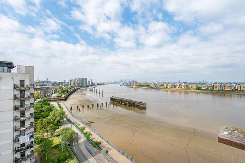 2 bedroom flat for sale, Sark Tower, Thamesmead, London, SE28