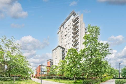2 bedroom flat for sale, Sark Tower, Thamesmead, London, SE28