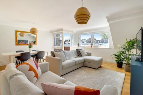 3 bedroom apartment for sale, Gloucester Avenue, Primrose Hill