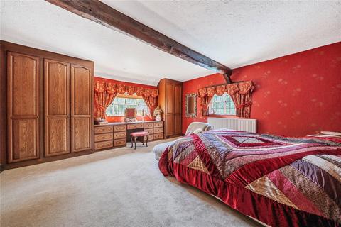 Herons Court Carrick Lane, Yateley, GU46 6XN