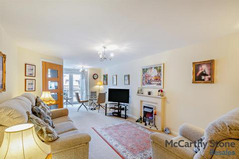 2 bedroom apartment for sale, 18 Cwrt Gloddaeth, Gloddaeth Street, Llandudno