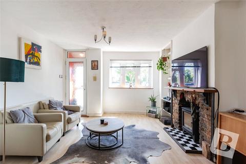 32 Marks Road, Romford, RM7 7AH