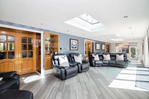 5 bedroom detached house for sale, Division Lane, Blackpool FY4