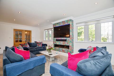 5 bedroom detached house for sale, Division Lane, Blackpool FY4