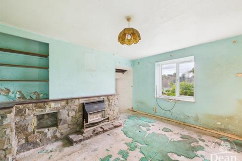 undefined, All Saints Road, Blakeney GL15
