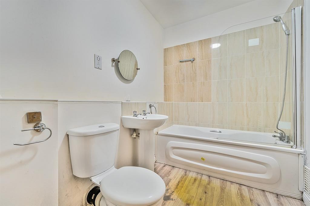 Family bathroom