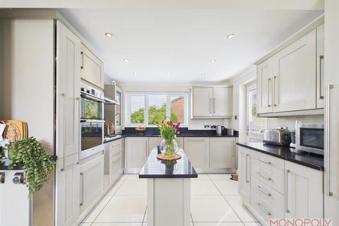 4 bedroom detached house for sale, Egerton Walk, Dodleston, Chester