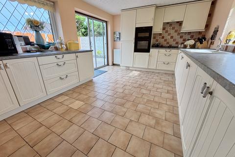 3 bedroom bungalow for sale, Fir Tree Place, Cleveleys FY5