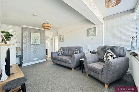1 Aled Gardens, Kinmel Bay, Rhyl, LL18 5NG