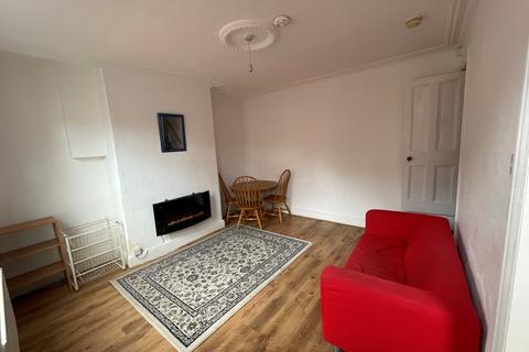 4 Thomas Street, Leeds, LS6 2JS