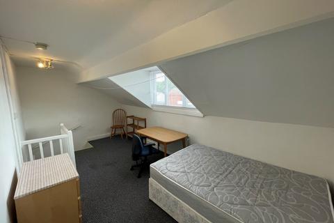 4 Thomas Street, Leeds, LS6 2JS