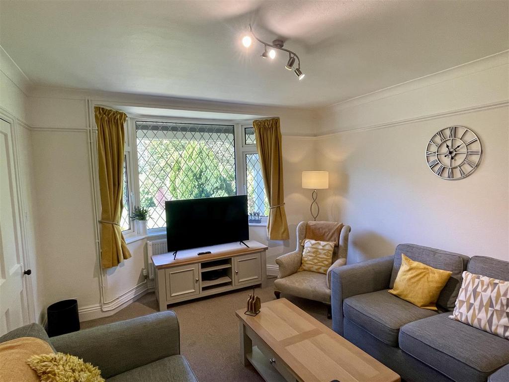 Sitting Room.JPEG