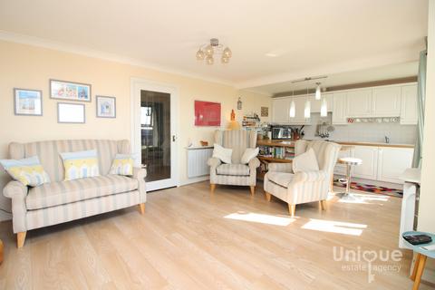 2 bedroom apartment for sale, Durban Court,  Thornton-Cleveleys, FY5