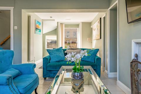 undefined, St. Georges Place, Bath BA1