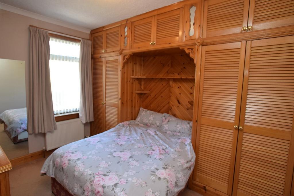 4 Ingleston Crescent, New Abbey, Dumfries, DG2 8 DD