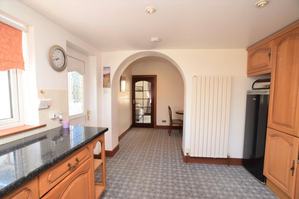 4 Ingleston Crescent, New Abbey, Dumfries, DG2 8 DD