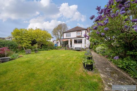 4 bedroom detached house for sale, Main Road, Gidea Park