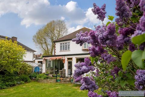 4 bedroom detached house for sale, Main Road, Gidea Park