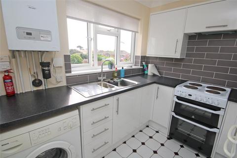 1 bedroom apartment for sale, Seaward Avenue, Barton on Sea, New Milton, Hampshire, BH25