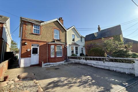 3 bedroom semi-detached house for sale, Church Road, Gurnard, Cowes