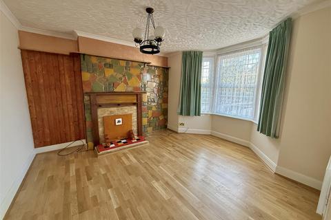 3 bedroom semi-detached house for sale, Church Road, Gurnard, Cowes