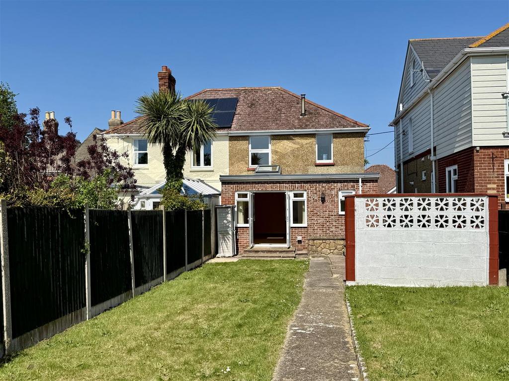 Rear Garden: