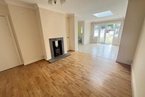 3 bedroom semi-detached house for sale, Church Road, Gurnard, Cowes
