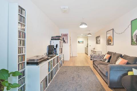 undefined, Quayle Crescent, Whetstone, London, N20