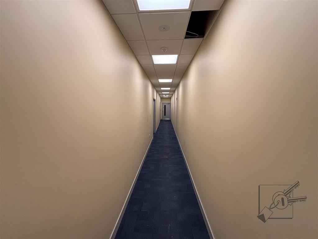 First floor 78 New Road-09.jpg