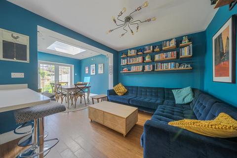 41 Latchmere Lane, Kingston Upon Thames, KT2 5SQ