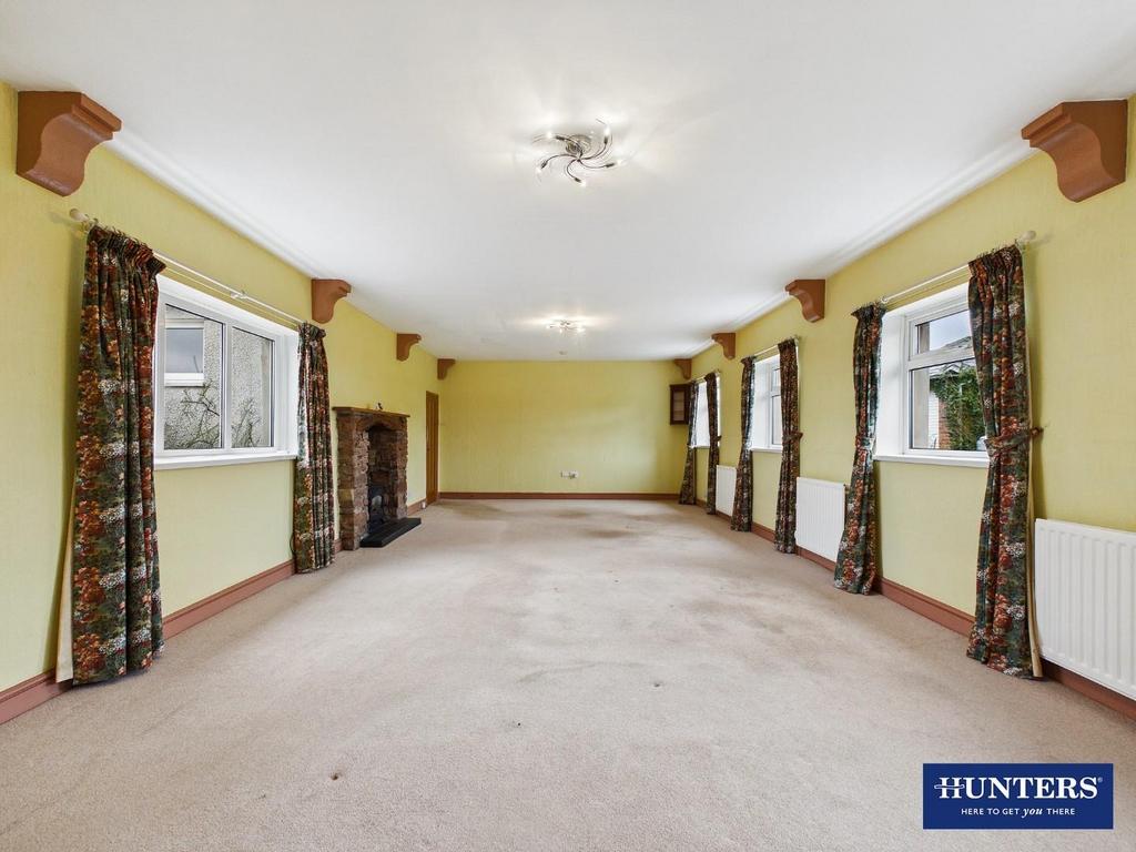 Living/Dining Room