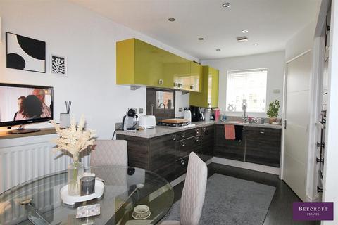 14 Barrow Way, Laughton Common, Sheffield, S25 3AB