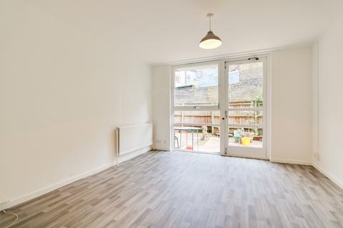 1 bedroom maisonette for sale, Mary Datchelor Close, London, SE5