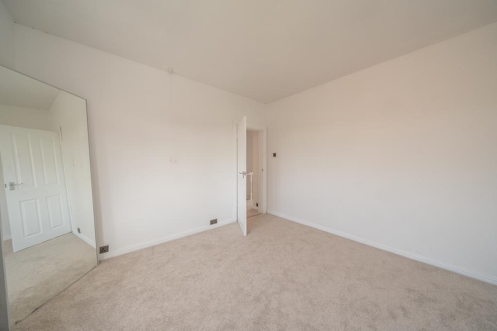 BEDROOM2.jpg