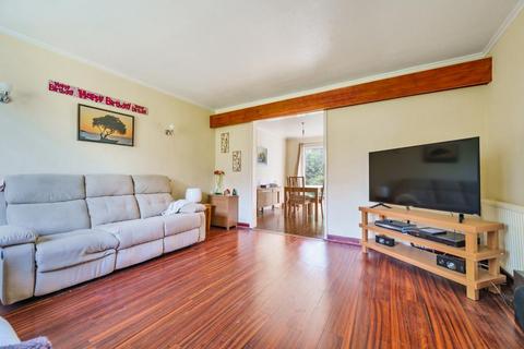 undefined, Fords Farm,  Reading,  RG31