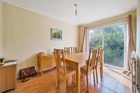 undefined, Fords Farm,  Reading,  RG31