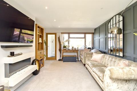 3 Brindley Close, Albrighton, Wolverhampton, WV7 3PP