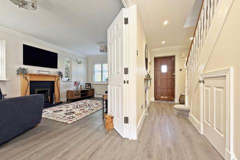 5 Wagtail Walk, Beckenham, BR3 3XH