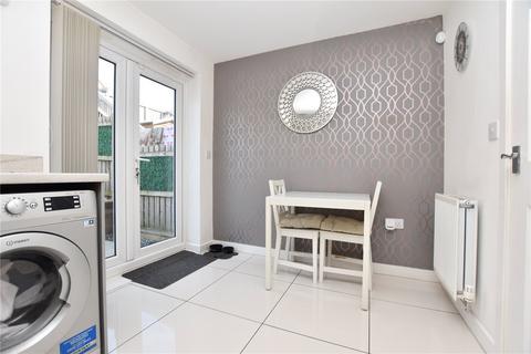 14 Bedale Drive, Morley, Leeds, LS27 8YF