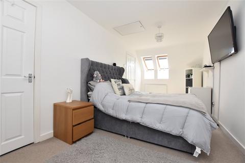 14 Bedale Drive, Morley, Leeds, LS27 8YF