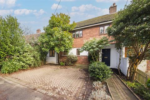 7 Hoselands View, Hartley, Longfield, DA3 7ED